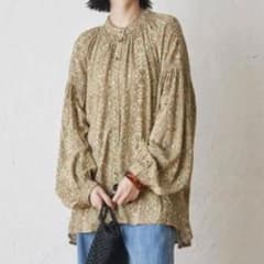 【AMERICAN HOLIC】Smooth Sleeve Volume Gathered Blouse Paisley