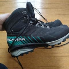 SCARPA 登山靴 ハイカット 黒・青