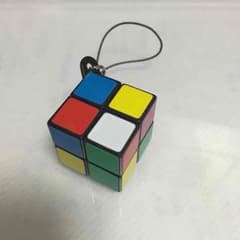 （専用）ルービックキューブ ストラップのサムネイル