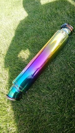 バイク　汎用サイレンサー　マフラー　虹色のサムネイル