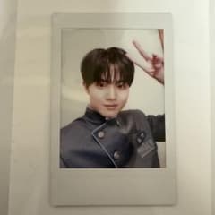produce101 新世界 柳谷伊冴 チェキのサムネイル