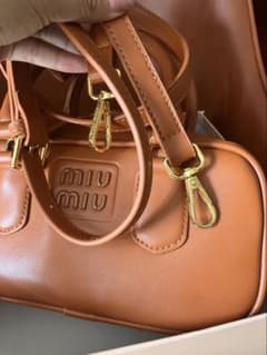 Miu Miu レザーボストンハンドバッグ ブラウン 2WAY - メルカリ