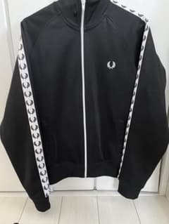 FRED PERRY ブラック ジップアップジャケットのサムネイル