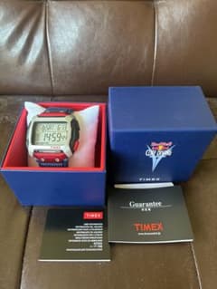 TIMEX コマンド レッドブル・クリフダイビング 54mmTW5M20800 - メルカリ