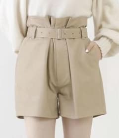 フェイクレザーショートパンツ　フーズフーチコ　who's who chicoのサムネイル
