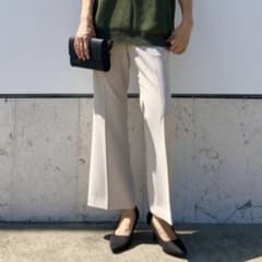 UNIQLO ドレープ フレアパンツ ナチュラル/アイボリーのサムネイル