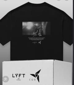 LÝFT Tシャツ ブラック Lサイズ限定品　手に入りません。のサムネイル