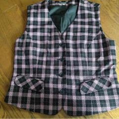 ⭐️500円オフィス用ベスト⭐️のサムネイル