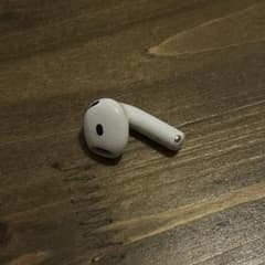 Apple AirPods 4世代 右耳のみ ANC対応のサムネイル