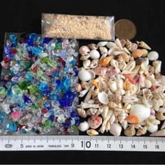 SSサイズの貝殻30g・琉球ガラスのかけら40g・星砂のサムネイル