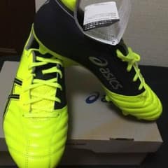 サッカースパイク アシックスのサムネイル