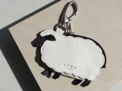 etretokyo 羊ポーチ バッグチャーム etretokyo 羊ポーチ バッグチャーム - メルカリ