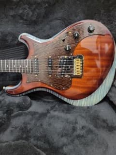 期間限定セール！！Knaggs Guitars Severn Tier2のサムネイル