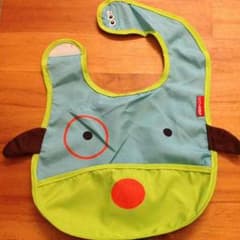 【JULiNAさま専用】＊新品＊かわいいお食事エプロン2枚＊のサムネイル