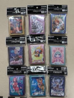 ワンピースカード　スリーブ　9個セット　ペローナ　ナミ　ルフィなどのサムネイル