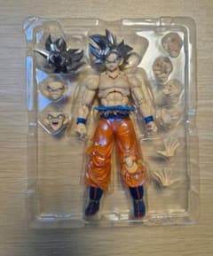 S.H.Figuarts 孫悟空 身勝手の極意 ドラゴンボールのサムネイル