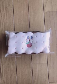 ビスケットの筆箱のサムネイル