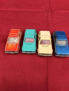 トミカ フォルクスワーゲン ゴルフII 4台セット - メルカリ