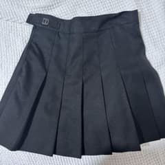 ブラック プリーツミニスカート ベルト付きのサムネイル