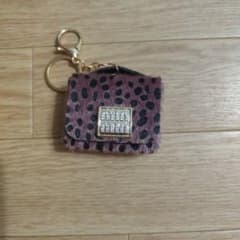 miu miu レオパード柄 ミニチュア バッグ チャームのサムネイル
