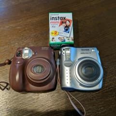 チェキ　FUJIFILM　INSTAX 　MINI 2台のサムネイル