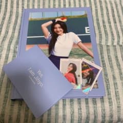 TWICE yes I im ジヒョ　写真集のサムネイル