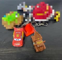 ⚠️kiki様専用⚠️ カーズ キーホルダー マックィーン メーター セットのサムネイル