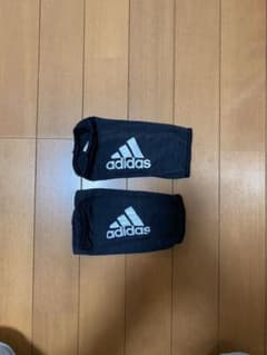 adidasシンガードストッパー(すね当て止め)のサムネイル