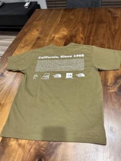 ノースフェイス　Tシャツ　カーキ　ヒストグラムのサムネイル