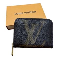 VUITTON モノグラムジャイアントのサムネイル