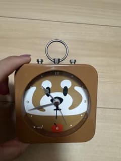 graniph ikakuシリーズ　レッサーパンダ モチーフ 置時計のサムネイル