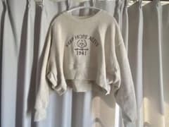 ロゴ刺繍 裏起毛ショート丈スウェットのサムネイル