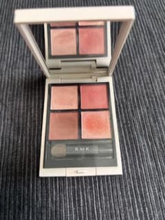 RMK シンクロマティック アイシャドウパレット 05のサムネイル