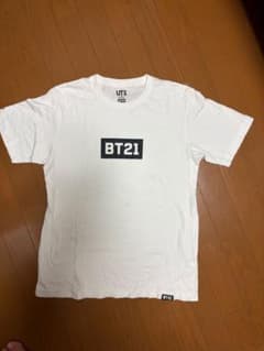 UNIQLO UT BT21 Tシャツ ホワイトのサムネイル