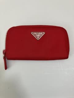プラダ ナイロン キーケース レッド