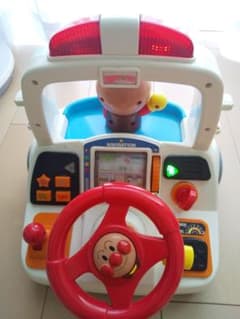 アンパンマン　パトカーのサムネイル