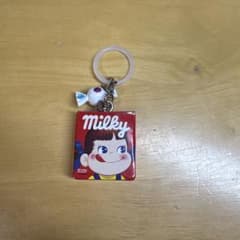 不二家 Milky ペコちゃん めじるしアクセサリーのサムネイル