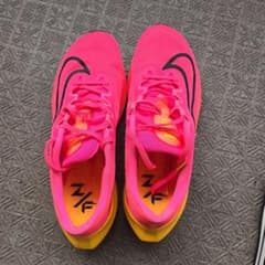 ゆうすけ様専用Nike ランニングシューズ ZOOM FLY5のサムネイル