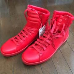 ZARA ハイカット スニーカー 赤のサムネイル