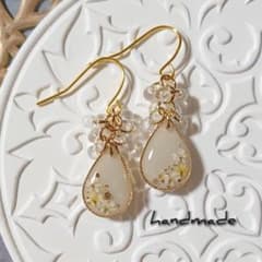 ≪340 ブラック≫レジンピアス 400円 ≪340 ベージュ≫レジンピアス 400円 - メルカリ