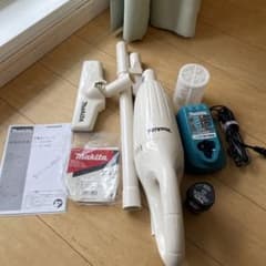 makita マキタ　CL100D充電式クリーナー  フィルタ新品1枚付きのサムネイル