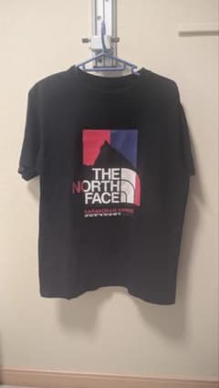 THE NORTH FACE ブラック Tシャツ　NTW32132のサムネイル