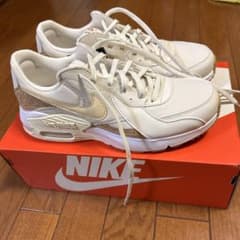 メンズスニーカーのサムネイル