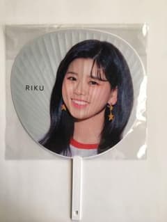 niziUりくちゃんうちわ、缶バッチのサムネイル