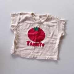 韓国子供服 aosta TOMATOプリント Tシャツ アイボリーのサムネイル
