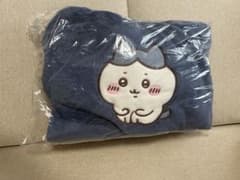ちいかわ ハチワレ GU マシュマロフィールラウンジパーカ Mのサムネイル