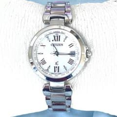 極美品❣クロッシーxC 電波ソーラー ハッピーフライト 白文字盤 H240