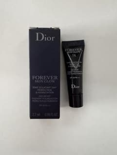 Diorスキンフォーエヴァー フルイド グロウ ファンデー 2.7ml 1Nのサムネイル