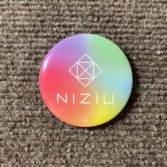 NiziU  公式　ランダム缶バッジ　１０個 MAKE YOU HAPPY Amazon.co.jp: NiziU 公式 缶バッジ 10個 ステステ 缶バッチ