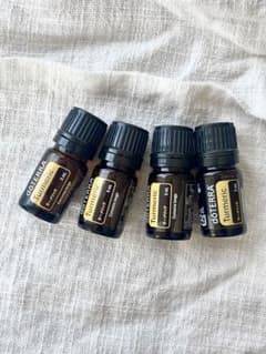【正規品】doTERRA ターメリック エッセンシャルオイル 4本セットのサムネイル